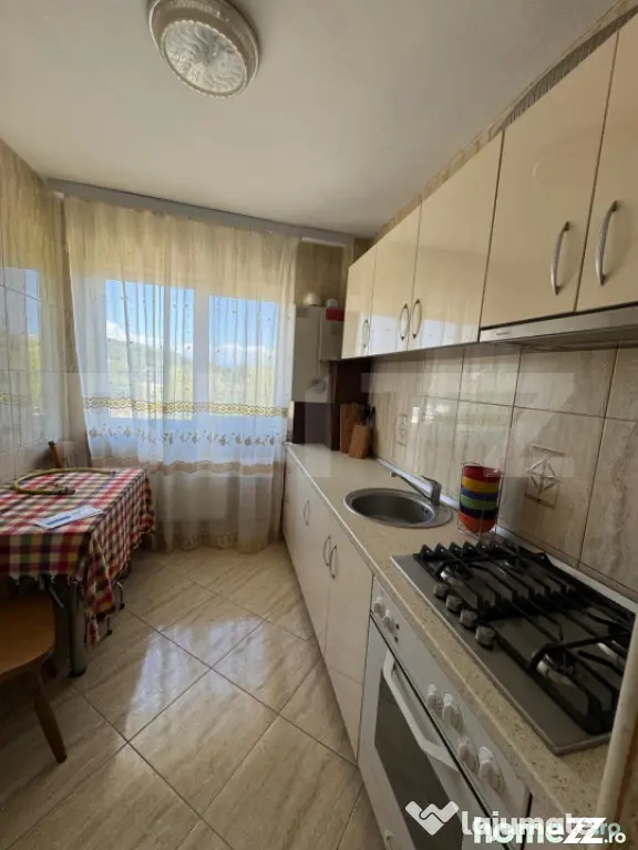 Apartament luminos cu 3 camere Moreni