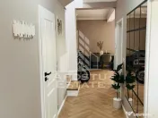 Casa individuala de vanzare, 5 camere si 2 bai, Sag 