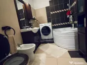 Apartament 2 camere semidecomandat zona Porii 