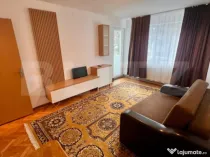 Apartament 2 dormitoare, decomandat, 40 mp, etaj 3, zona Cal