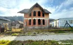 VAND CASA SI TEREN IN ARCALIA, CU TOATE UTILITATILE SI 19 AR