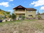 Casă noua pe colt si teren 1079 mp de vanzare in Macea,Arad 