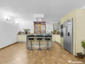 Casă noua pe colt si teren 1079 mp de vanzare in Macea,Arad 