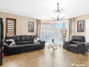 Casă noua pe colt si teren 1079 mp de vanzare in Macea,Arad 