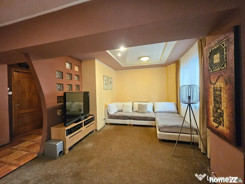 Garsoniera parter, Craiovei, 260 euro - Pitesti (Arges)