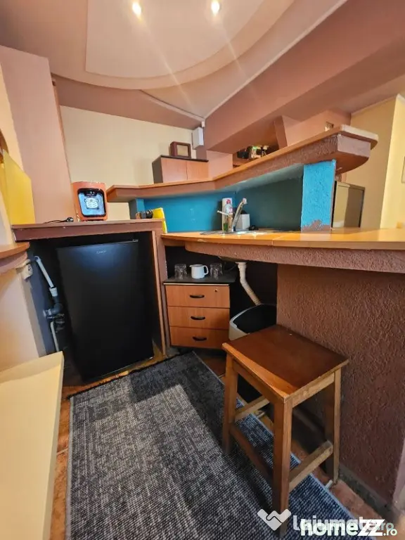 Garsoniera parter, Craiovei, 260 euro - Pitesti (Arges)
