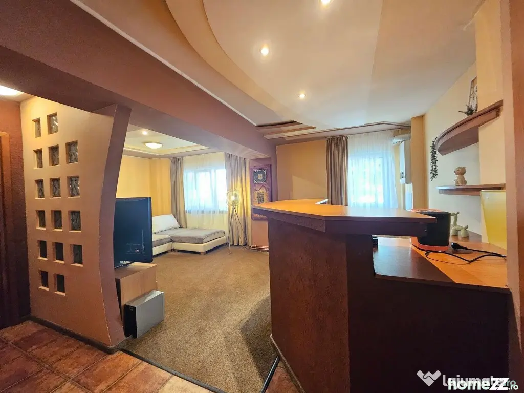 Garsoniera parter, Craiovei, 260 euro - Pitesti (Arges)