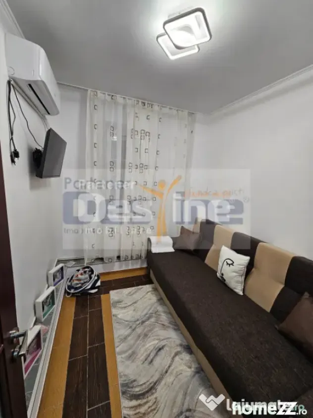 Apartament 2 camere, Semidecomandat, 49 mp, loc de parcare
