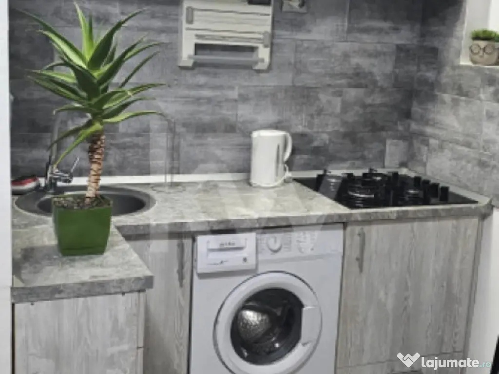 Apartament 2 camere V. Rosie - ideal pentru studenti sau inv