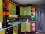 Apartament cu 3 camere de inchiriat in zona Stefan Cel Mare 