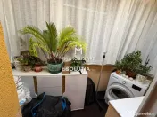 Apartament 3 camere decomandat, etajul 2 -zona Casa de Pe... 