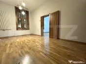 Spațiu Birou Elegant de Închiriat, Palatul Stern, 1 camera 
