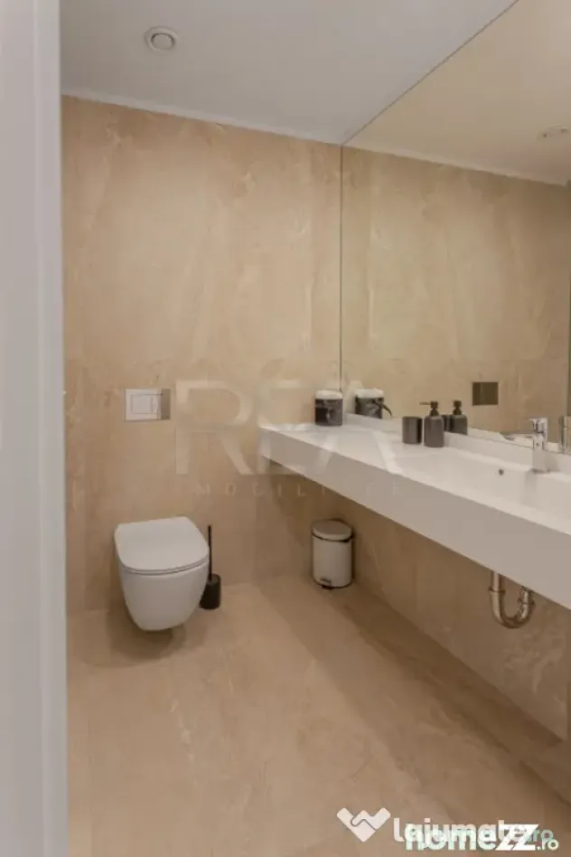 2 camere premium în One Lake Club