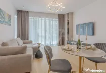 2 camere premium în One Lake Club