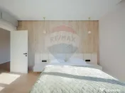 De vânzare Vilă cu 8 camere în Sânmartin, 290 mp util... 