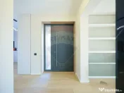 De vânzare Vilă cu 8 camere în Sânmartin, 290 mp util... 