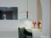 De vânzare Vilă cu 8 camere în Sânmartin, 290 mp util... 