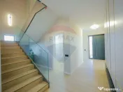 De vânzare Vilă cu 8 camere în Sânmartin, 290 mp util... 