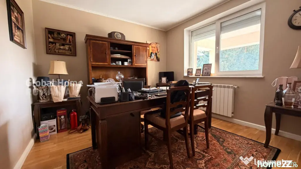 Vila 7 camere 475MP | Voluntari | Piscina | 4 locuri de parc - Voluntari (Bucuresti-Ilfov)