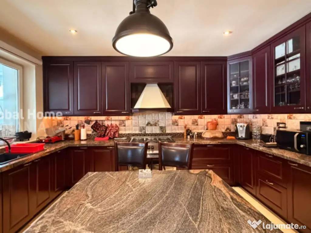 Vila 7 camere 475MP | Voluntari | Piscina | 4 locuri de parc