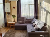Apartament 2 camere, etaj 1/4, cu parcare inclusa, zona Tine