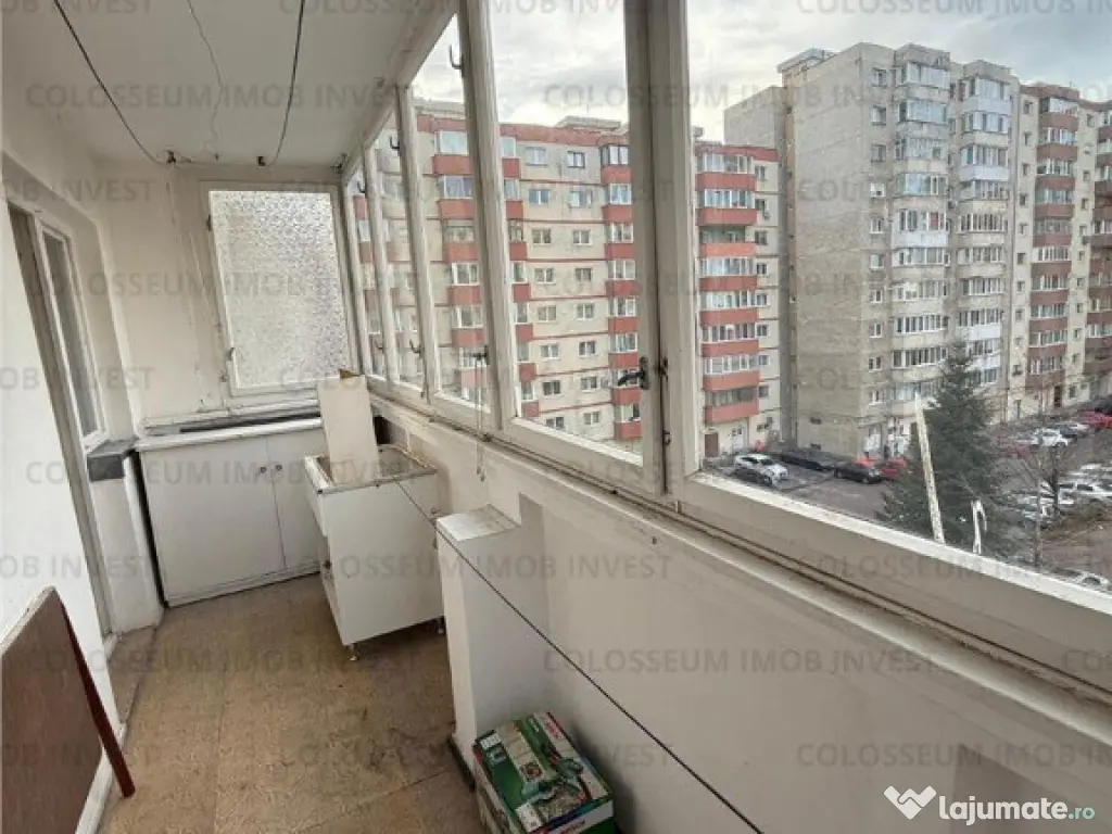 Apartament 2 camere, decomandat - zona Grivitei,etaj intermediar.