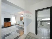 Casă 4 Camere cu Garaj, Construită de Proprietar, Carti... 