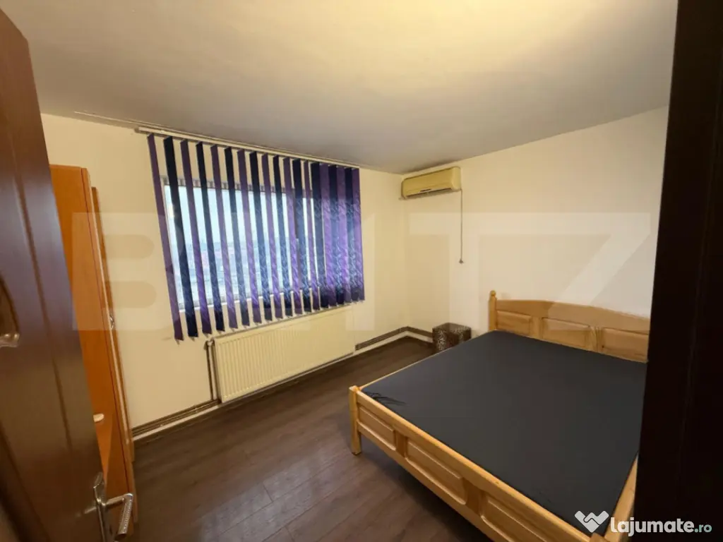 Apartament de vanzare, 52 mp, zona Micro 11