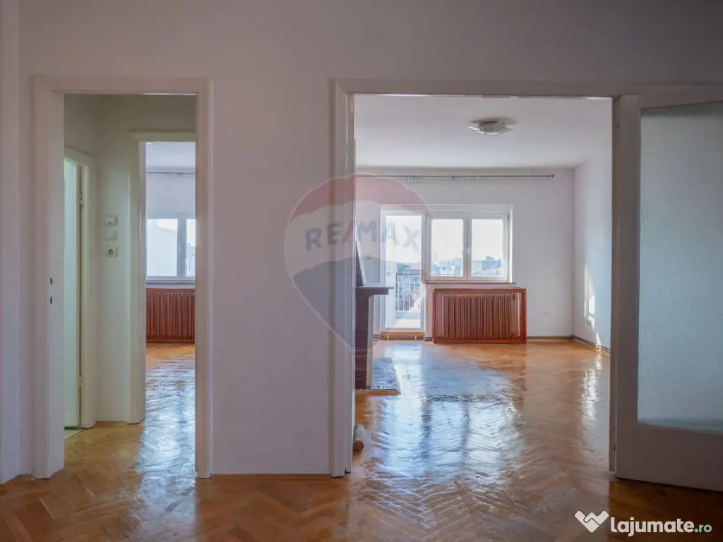 De vanzare apartament central cu terasa, Zona Romana