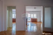 De vanzare apartament central cu terasa, Zona Romana