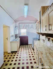 De vanzare apartament central cu terasa, Zona Romana