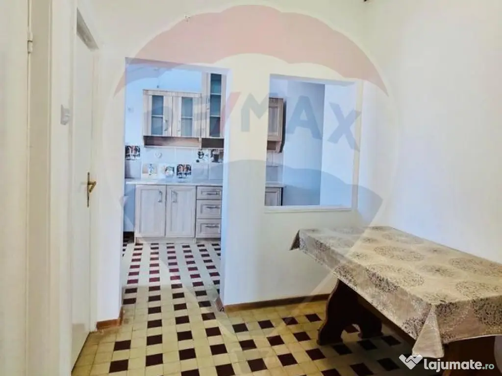 De vanzare apartament central cu terasa, Zona Romana