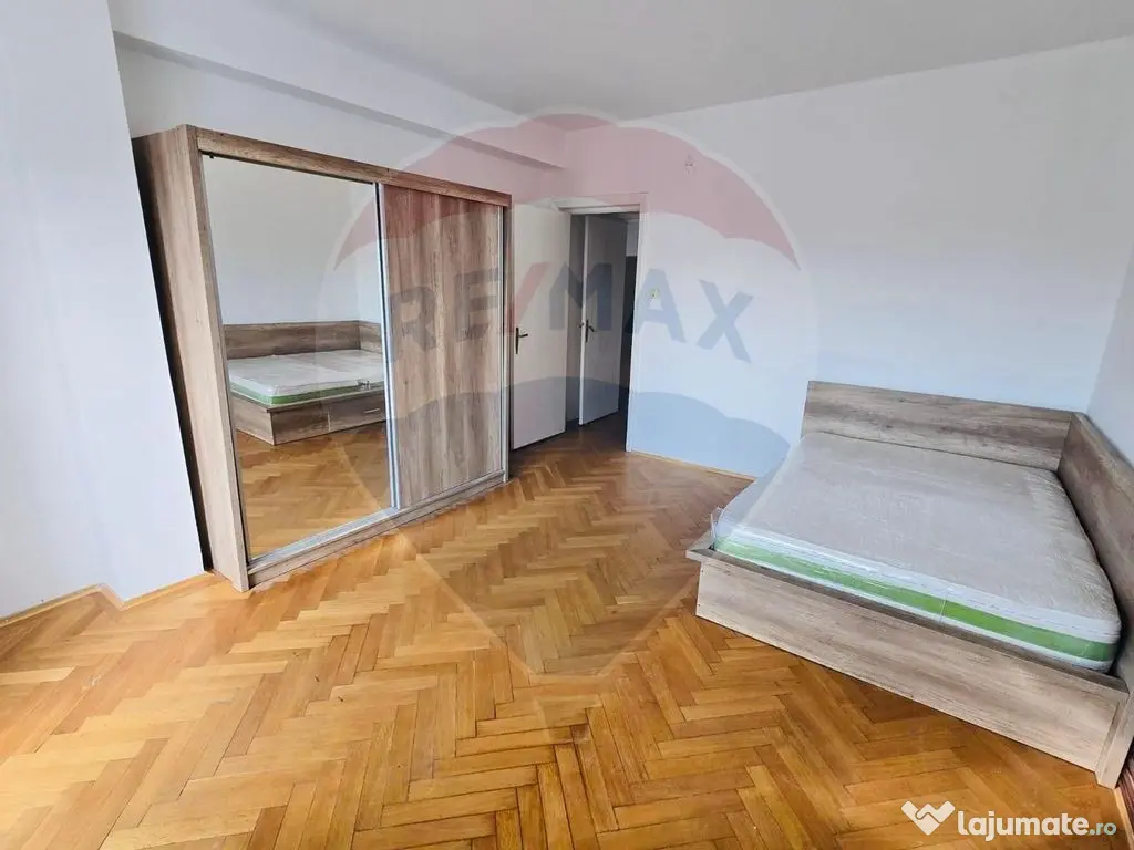 De vanzare apartament central cu terasa, Zona Romana