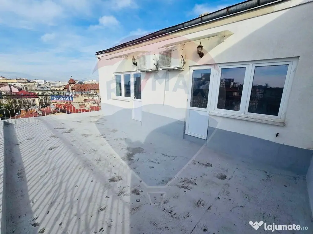 De vanzare apartament central cu terasa, Zona Romana