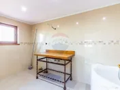 Casă finalizată, 278 mp teren 2305 mp Pleașa, Bucov, P... 