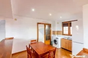 Casă finalizată, 278 mp teren 2305 mp Pleașa, Bucov, P...