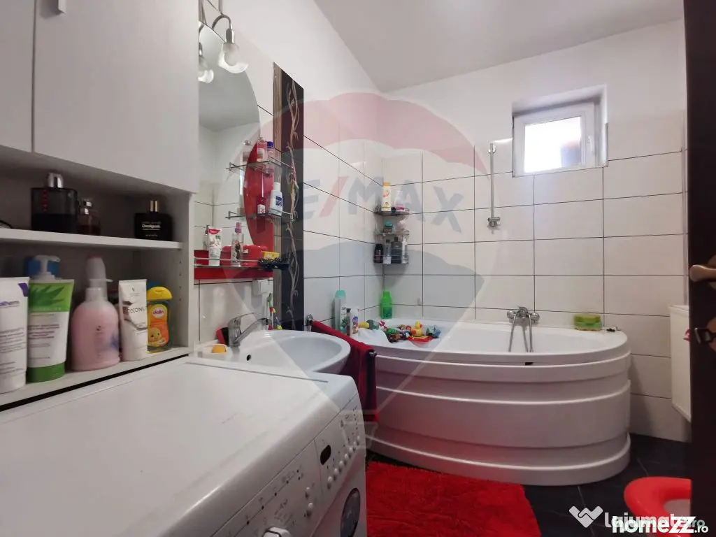 Vanzare/schimb casă 6 camere, curte,zona Metro Oradea cu...