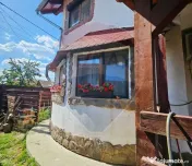 Vanzare/schimb Casă 6 camere, curte, zona Metro Oradea c... 