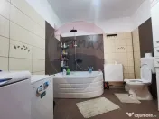 Vanzare/schimb Casă 6 camere, curte, zona Metro Oradea c... 