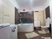 Vanzare/schimb casă 6 camere, curte,zona Metro Oradea cu... 