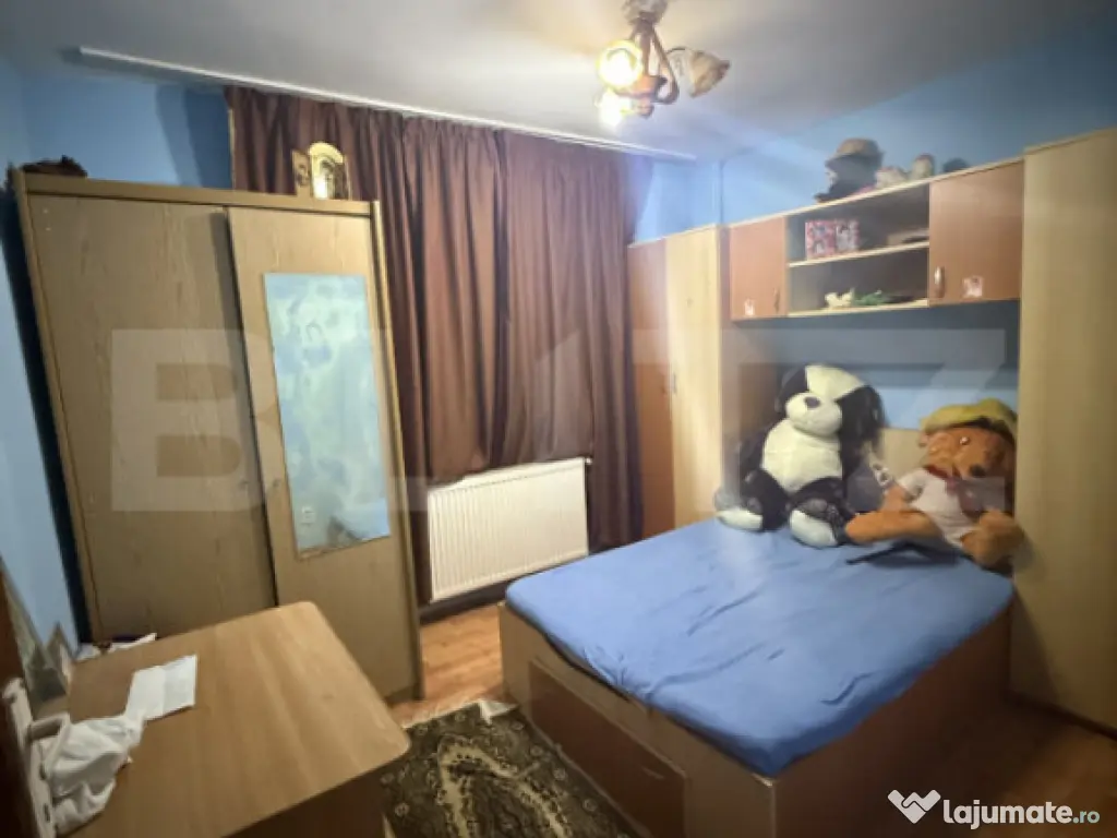 Apartament 3 camere, 70 mp, zona Micro 11