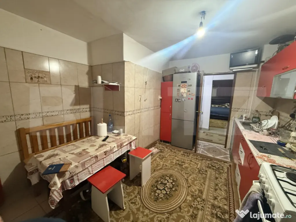 Apartament 3 camere, 70 mp, zona Micro 11