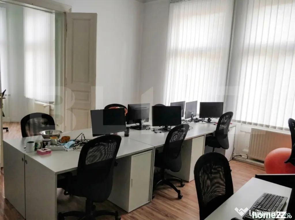 Birouri 220 mp în clădire istorică, Ultracentral | 5 înc