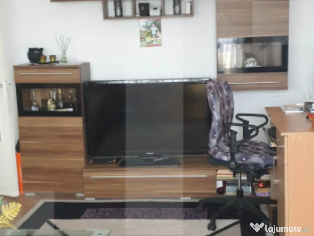 Apartament 3 camere, 53 mp, zona Spitalul Judetean