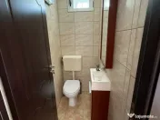 CANTACUZINO - etaj casa din 1980, curte proprie 330mp 