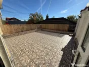 CANTACUZINO - etaj casa din 1980, curte proprie 330mp 