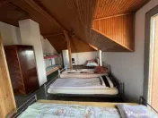 Cazare pentru muncitori în Dumbrăvița – 30 lei/persoan? 