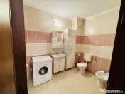 Apartament cu 3 camere de închiriat în zona Nufarul 