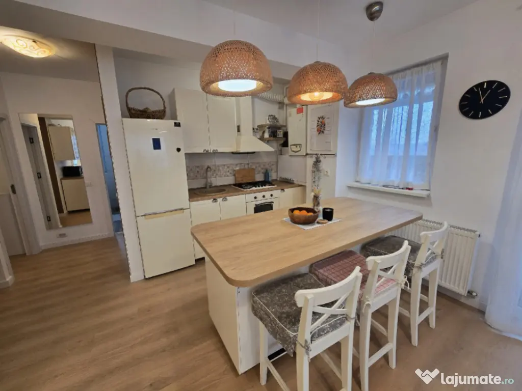 3 camere la cheie l Gherghitei - A3