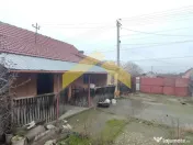 Casa cu teren 1757 mp in Sambateni de 